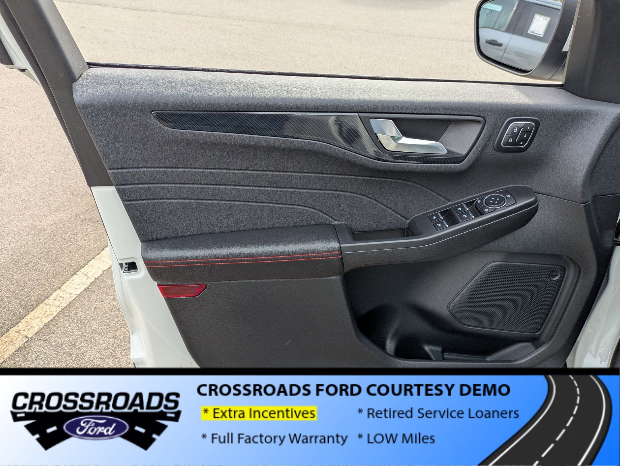 2025 Ford Escape ST-Line Elite - Crossroads Courtesy Demo