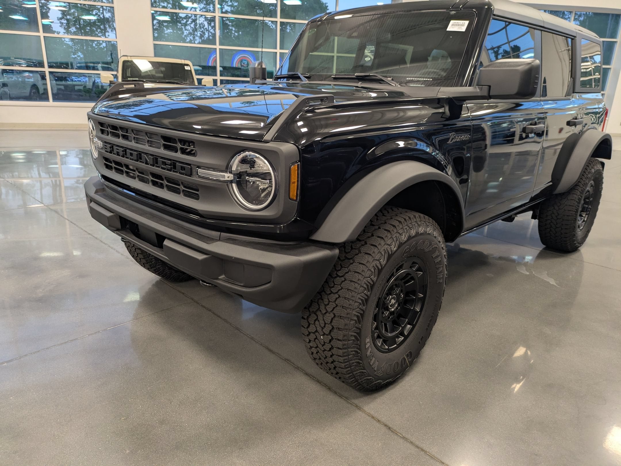 2026 Ford Bronco Big Bend Matte Black Accessory Package