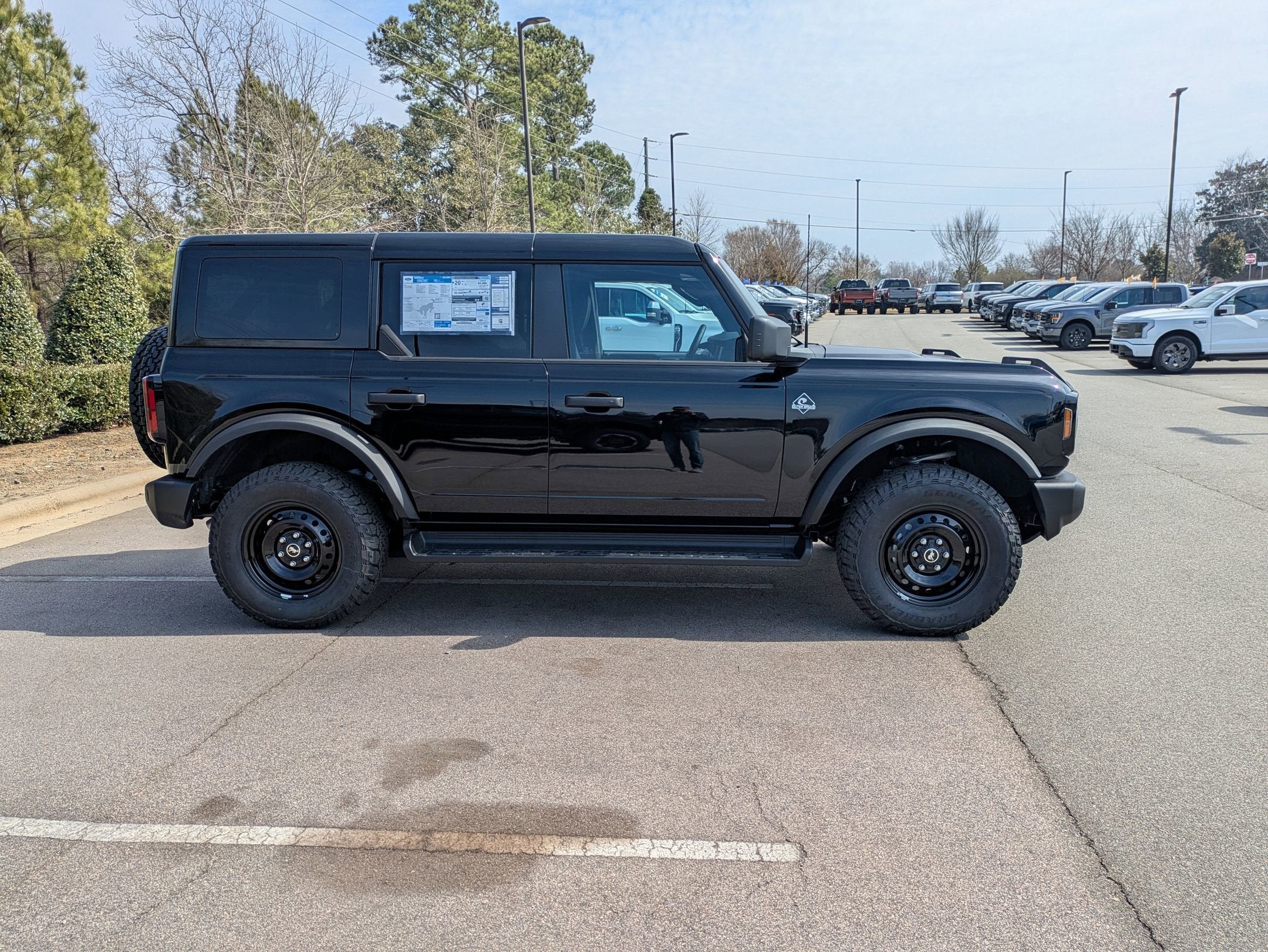 2026 Ford Bronco Outer Banks