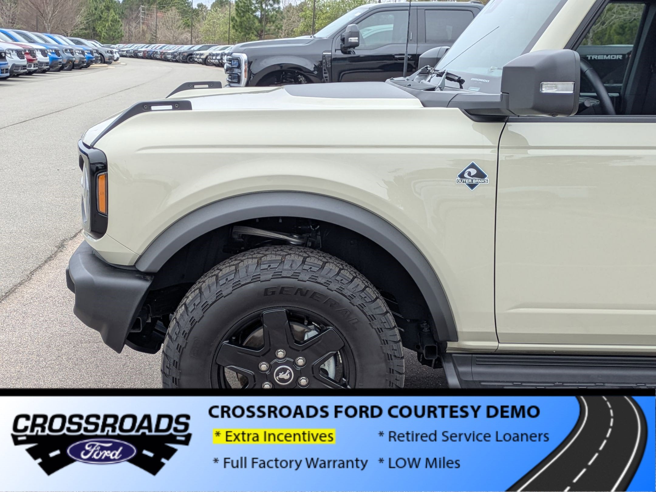 2025 Ford Bronco Outer Banks - Crossroads Courtesy Demo