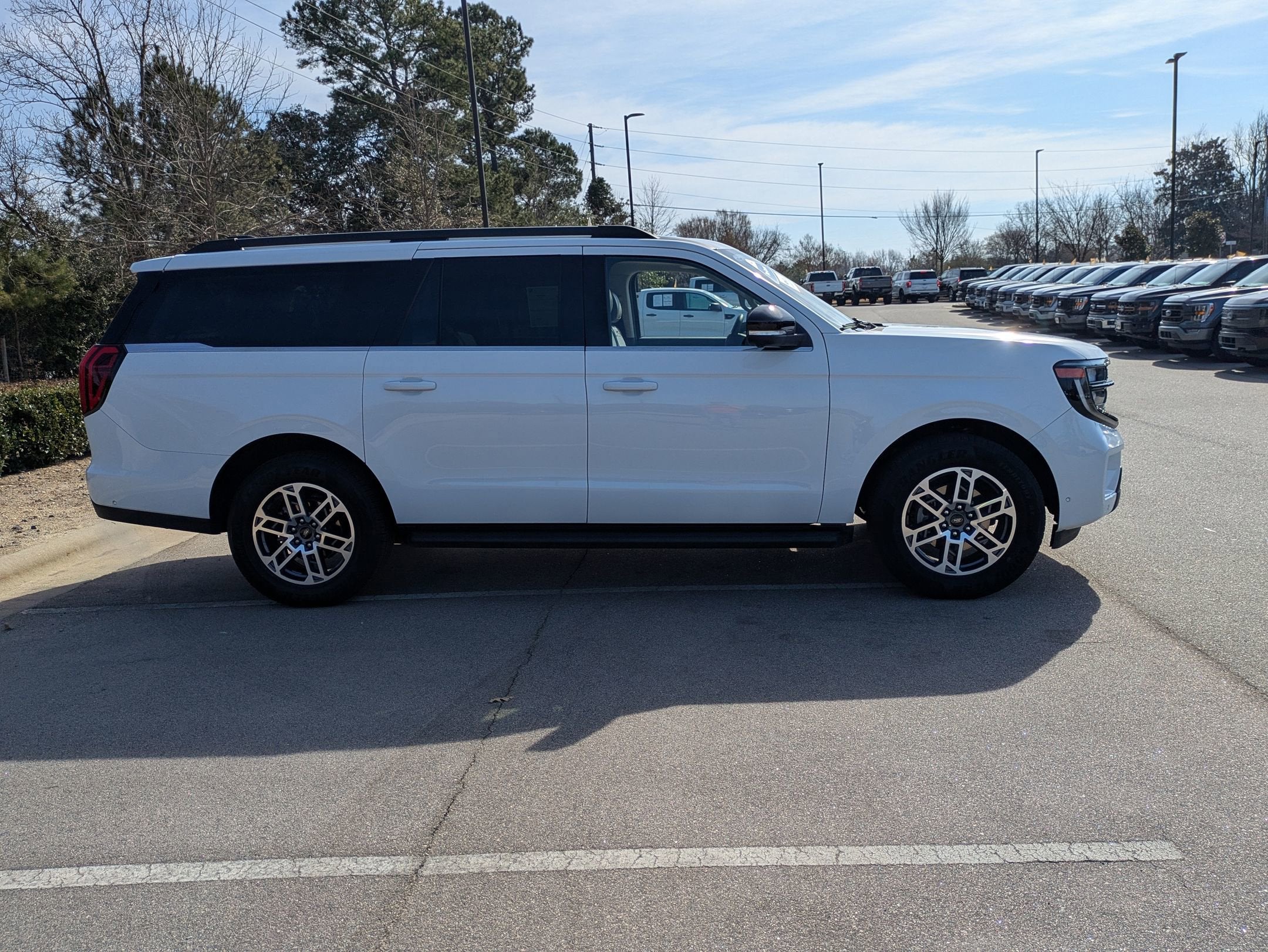 2025 Ford Expedition Max Active