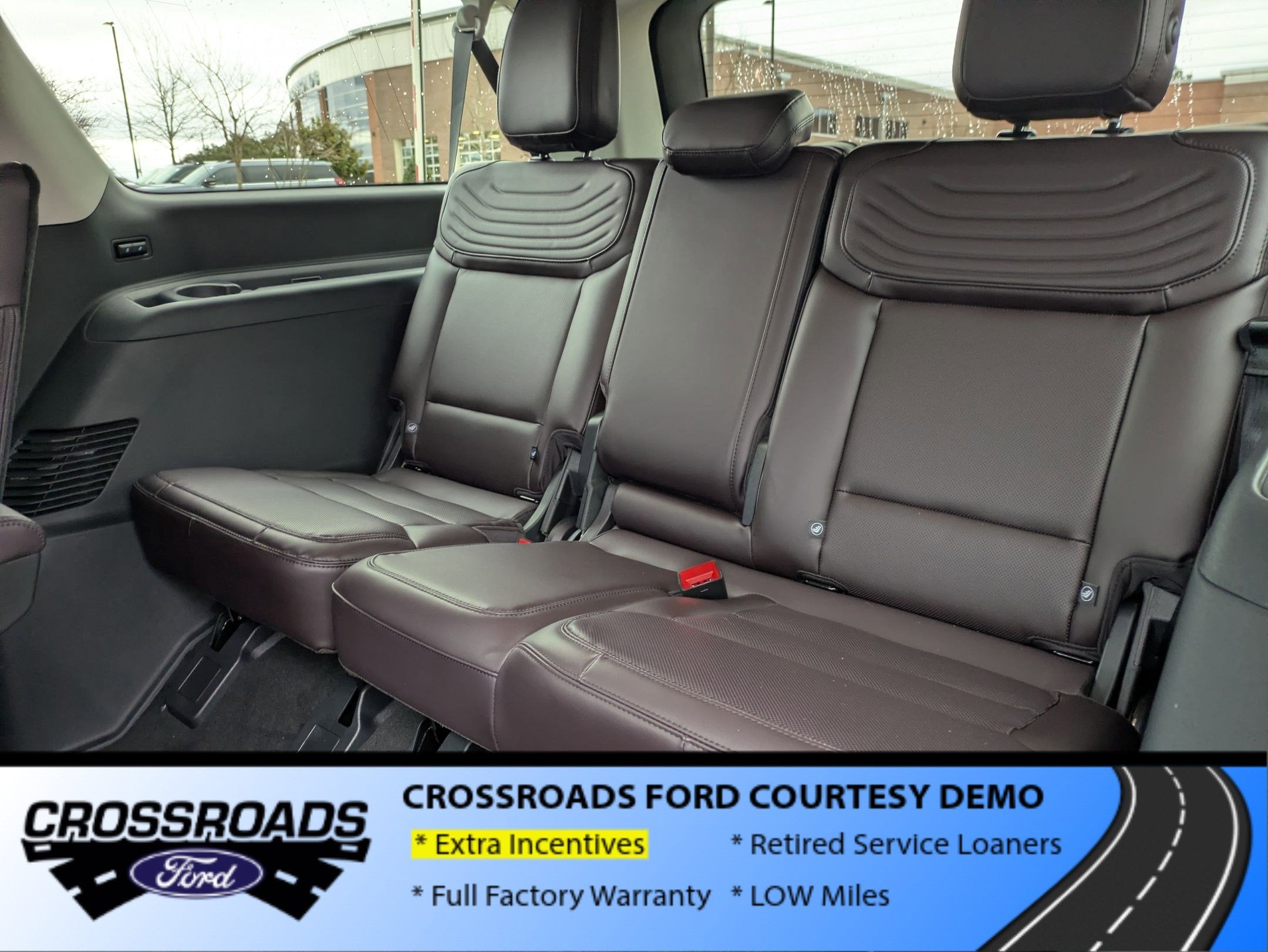 2025 Ford Expedition Max Platinum - Crossroads Courtesy Demo