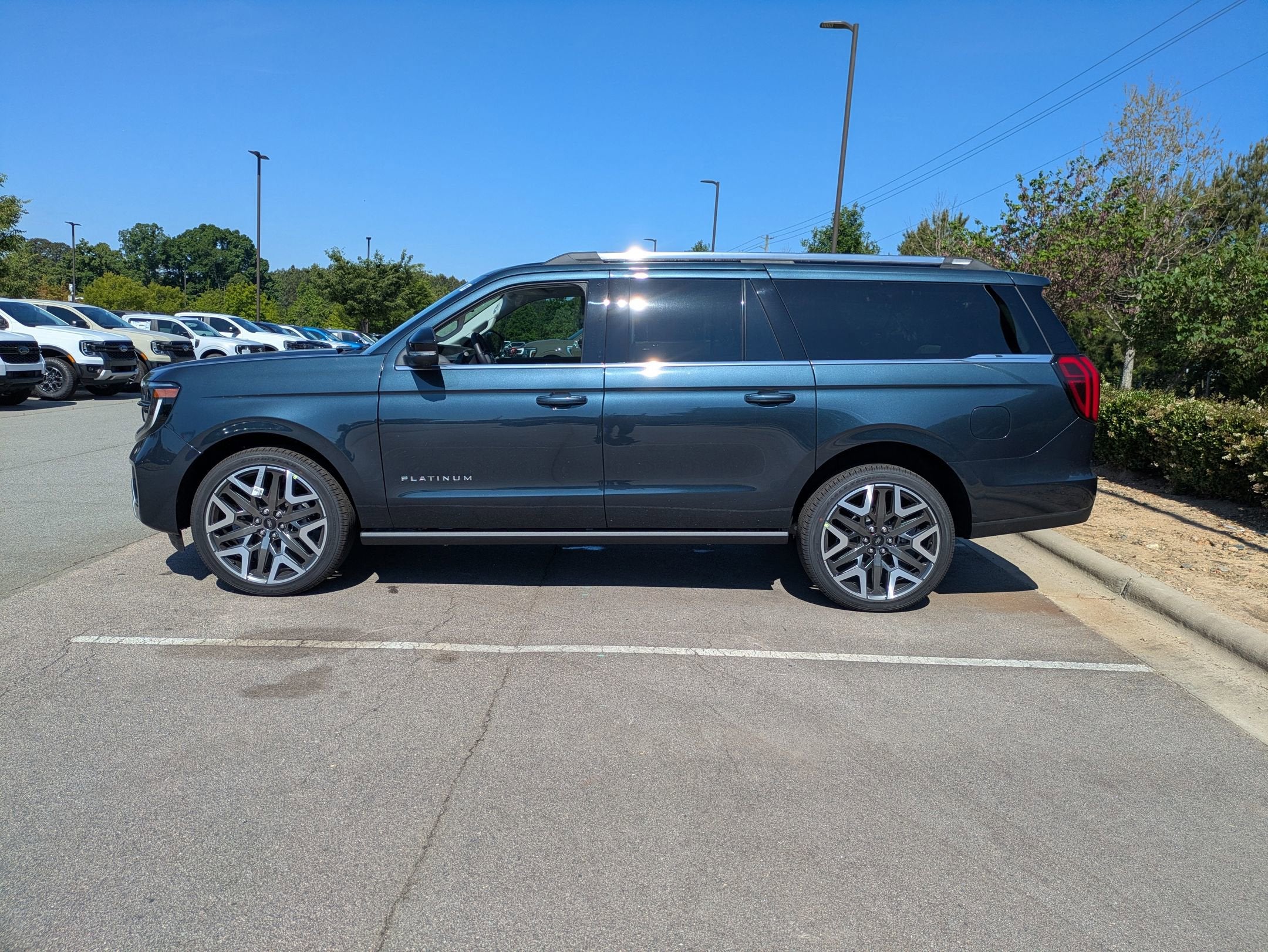 2026 Ford Expedition Max Platinum