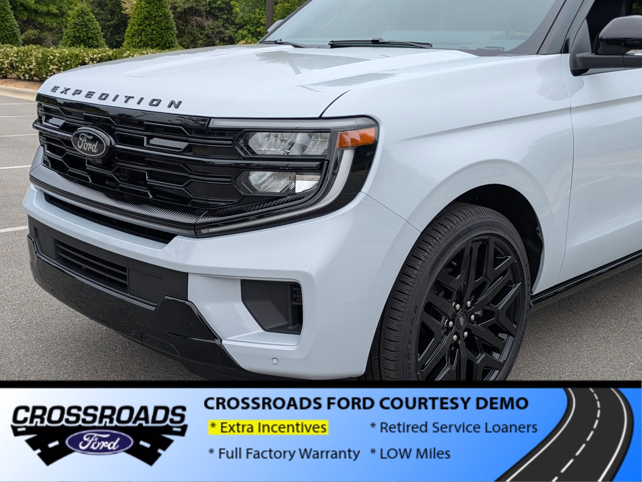 2026 Ford Expedition Max Platinum - Crossroads Courtesy Demo