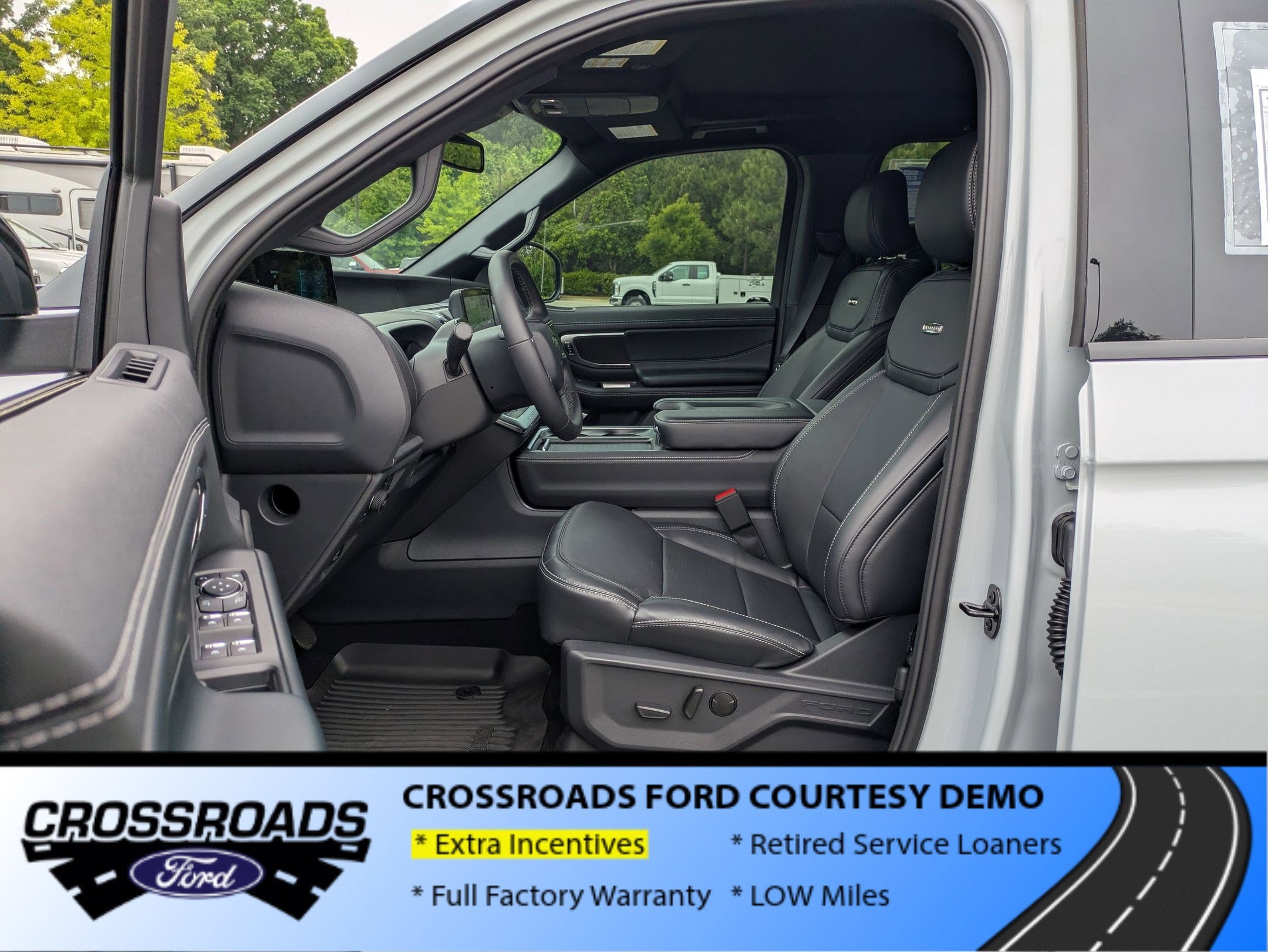 2026 Ford Expedition Max Platinum - Crossroads Courtesy Demo
