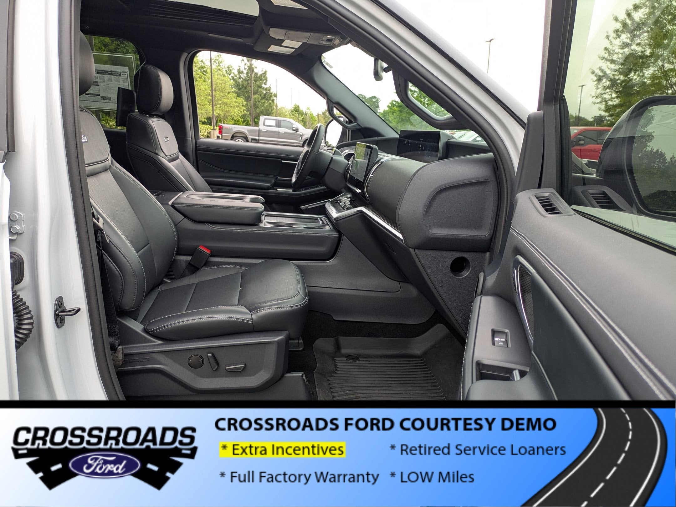 2026 Ford Expedition Max Platinum - Crossroads Courtesy Demo