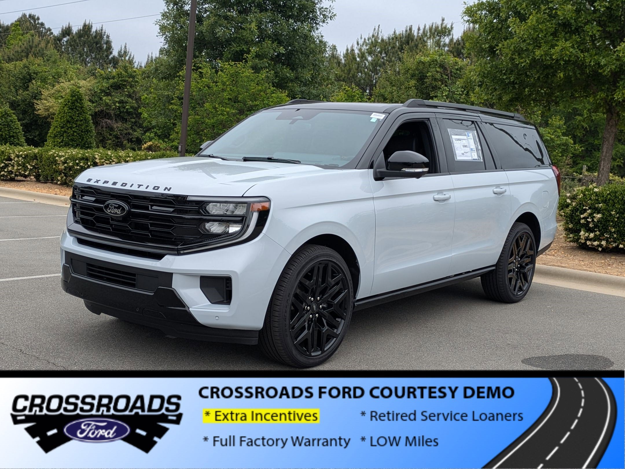 2026 Ford Expedition Max Platinum - Crossroads Courtesy Demo