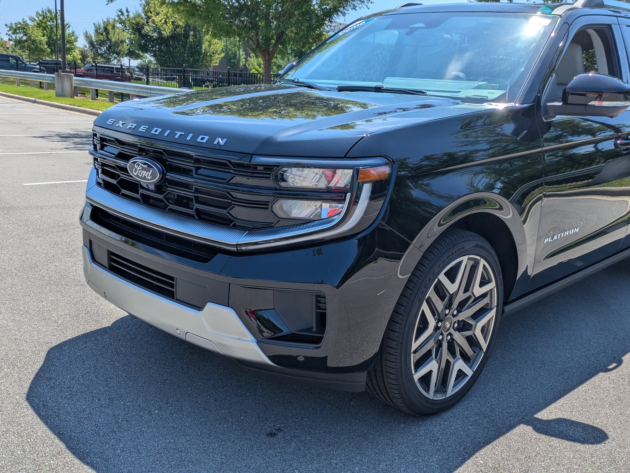2026 Ford Expedition Max Platinum - Crossroads Manager Demo