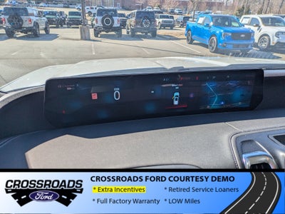 2025 Ford Expedition Platinum - Crossroads Courtesy Demo
