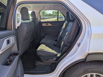 2026 Ford Explorer Active w/100A Pkg - Crossroads Courtesy Demo