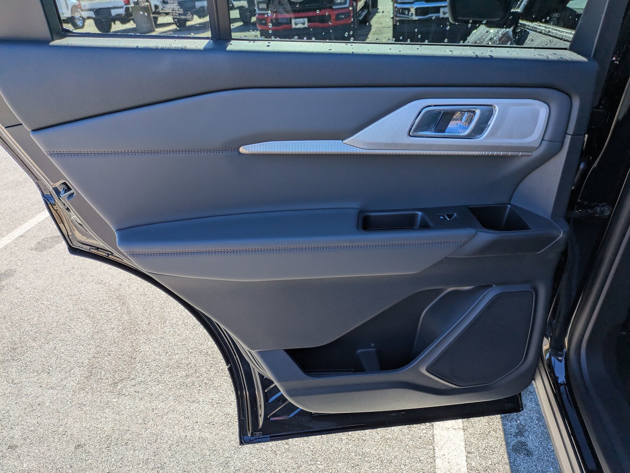 2026 Ford Explorer Active w/100A Pkg