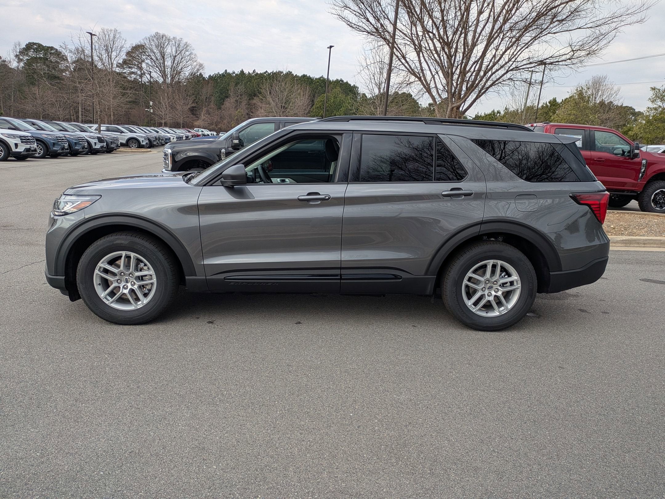 2026 Ford Explorer Active w/200A Pkg