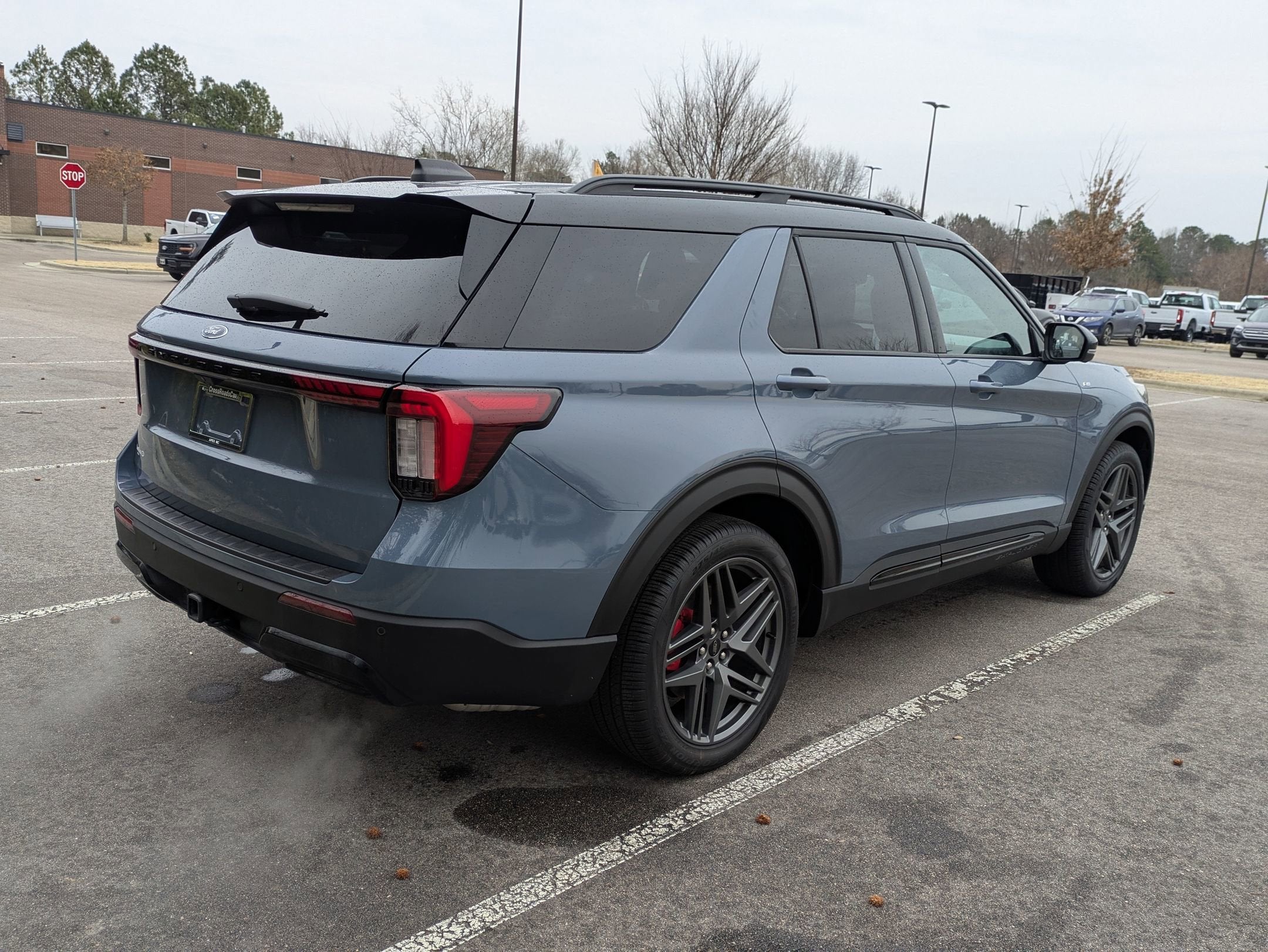 2025 Ford Explorer ST-Line
