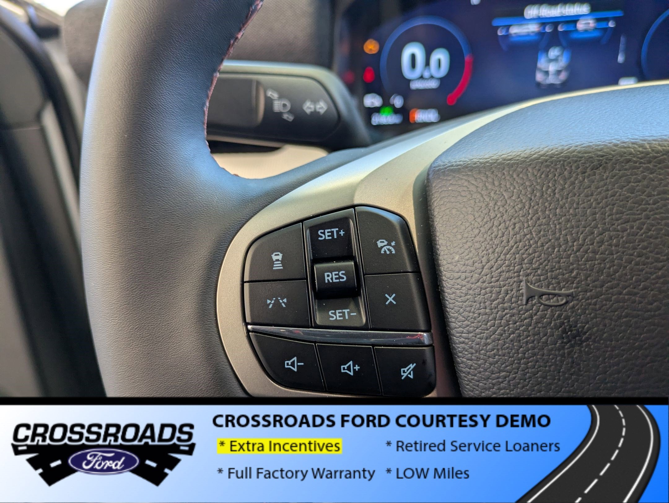 2026 Ford Explorer Active w/200A Pkg - Crossroads Courtesy Demo