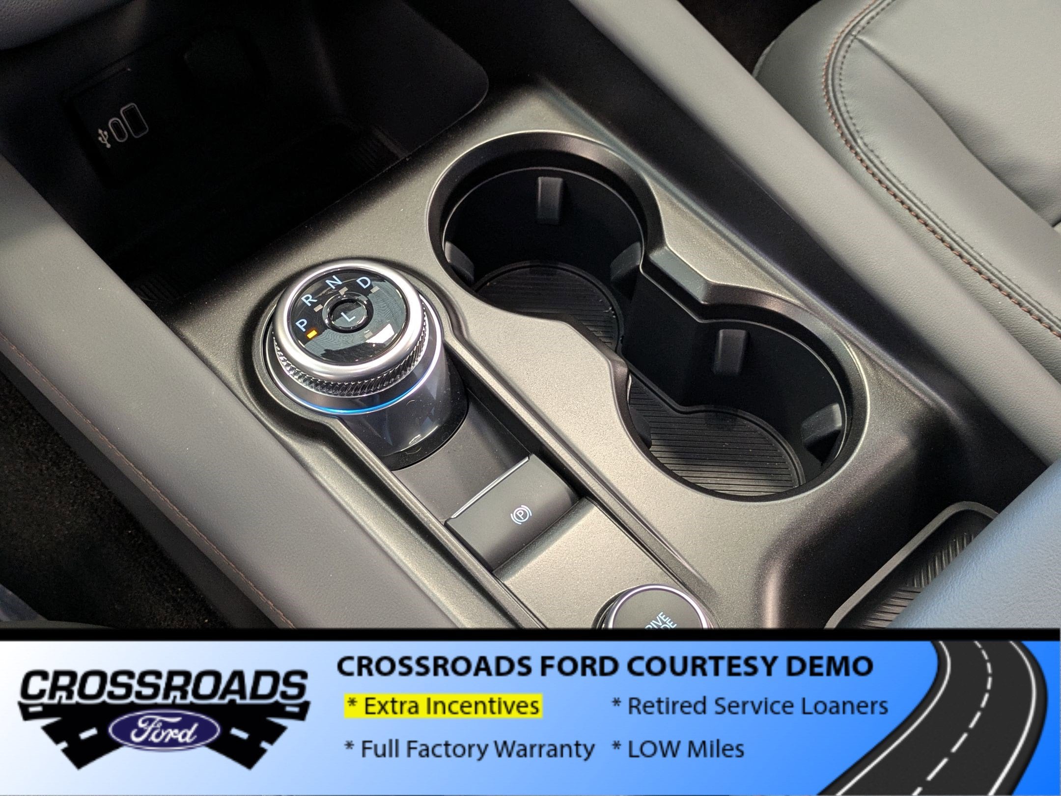 2026 Ford Explorer Active w/200A Pkg - Crossroads Courtesy Demo