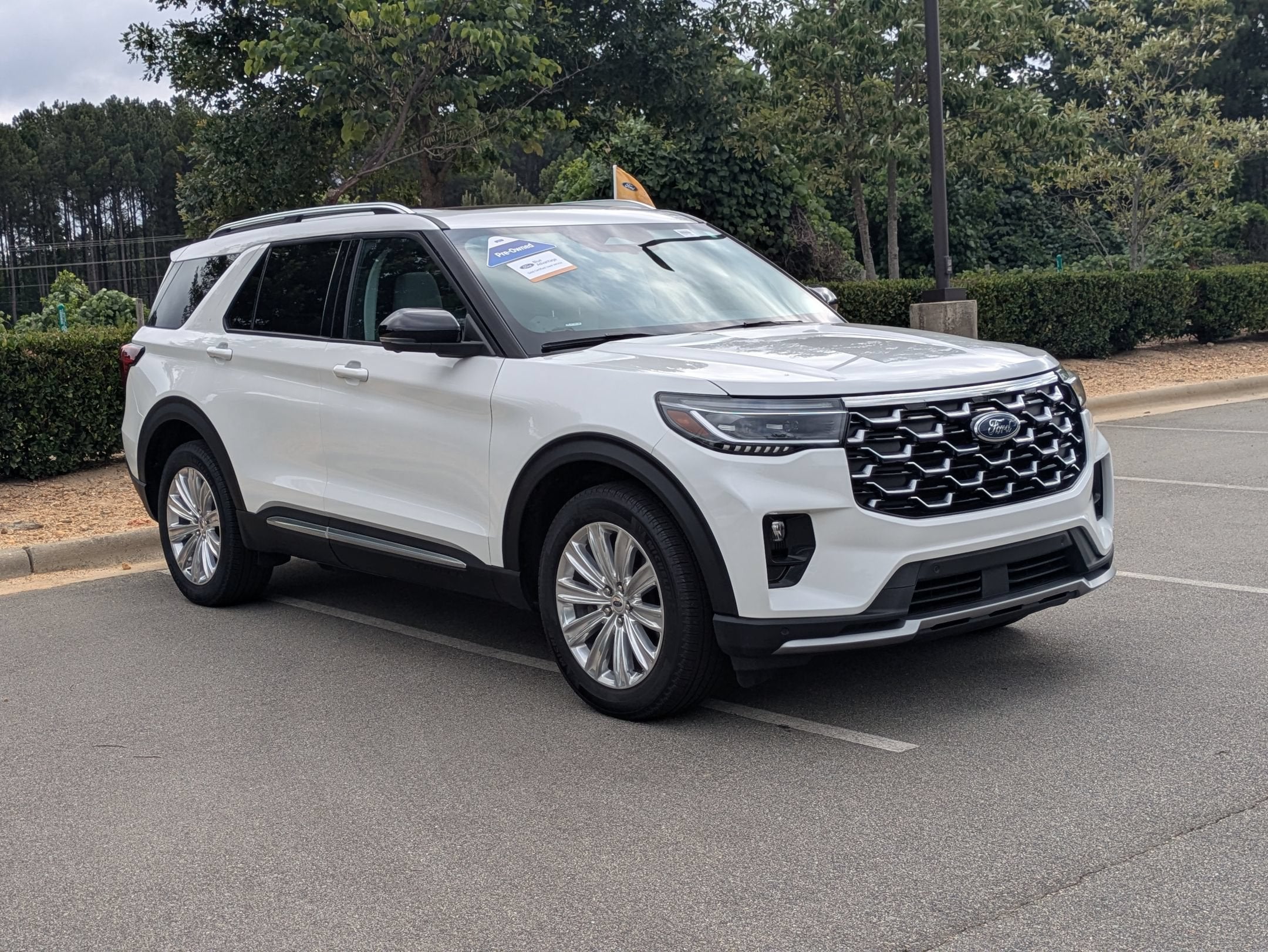 2025 Ford Explorer Platinum