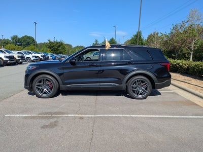 2025 Ford Explorer ST