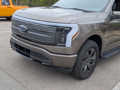 2023 Ford F-150 Lightning LARIAT