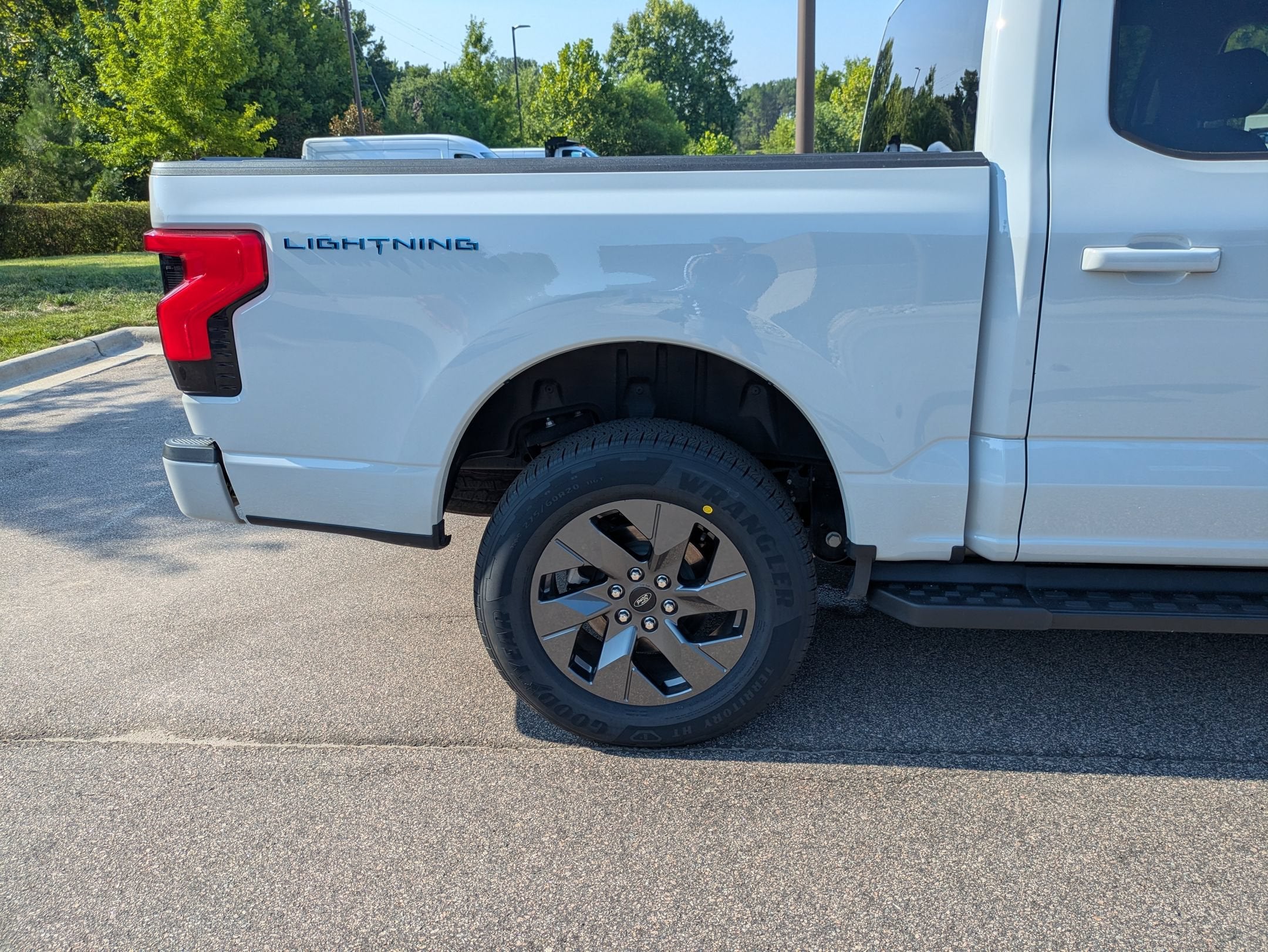 2024 Ford F-150 Lightning Flash
