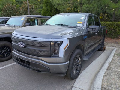 2025 Ford F-150 Lightning Flash