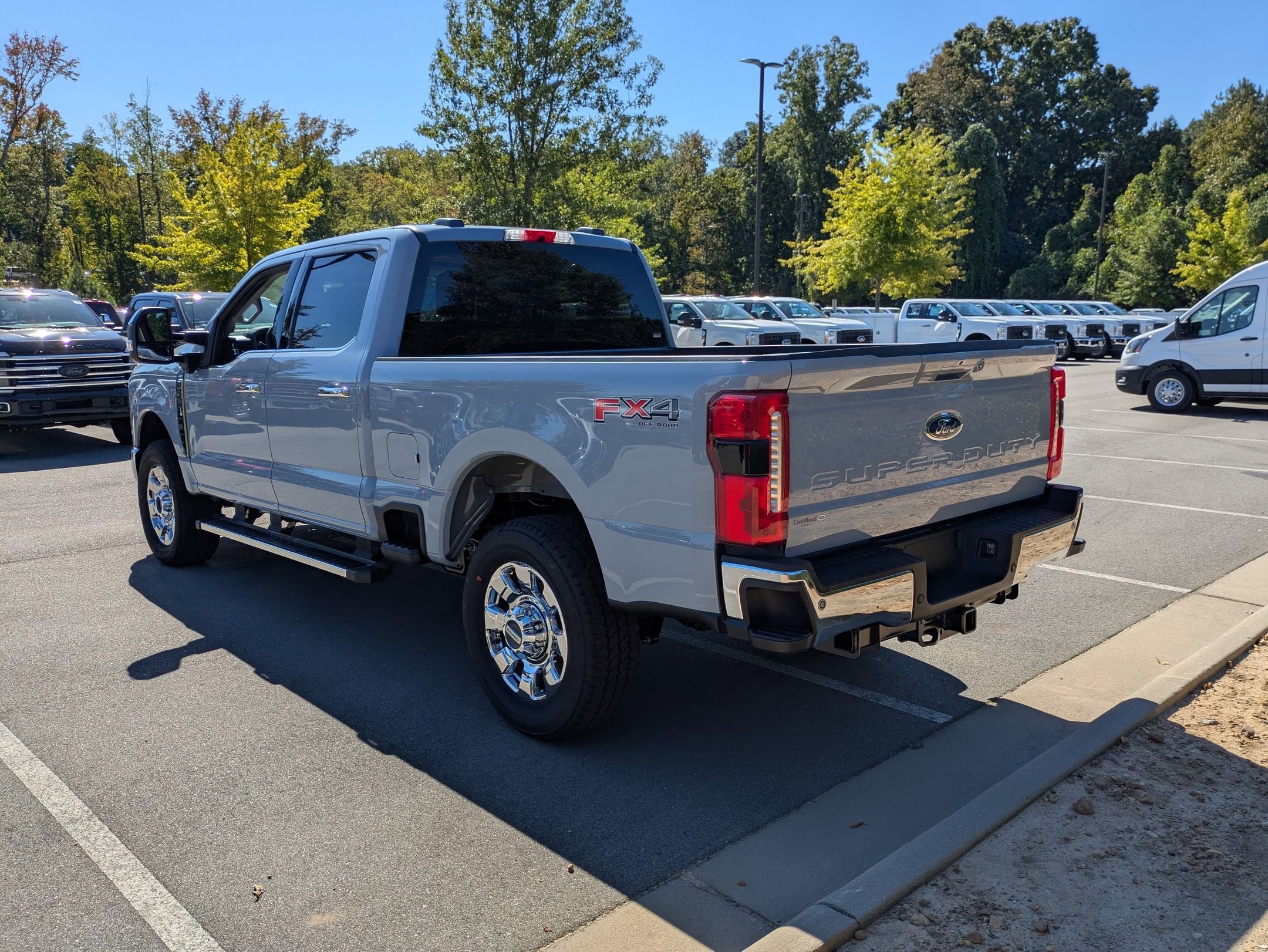2026 Ford Super Duty F-250 SRW LARIAT