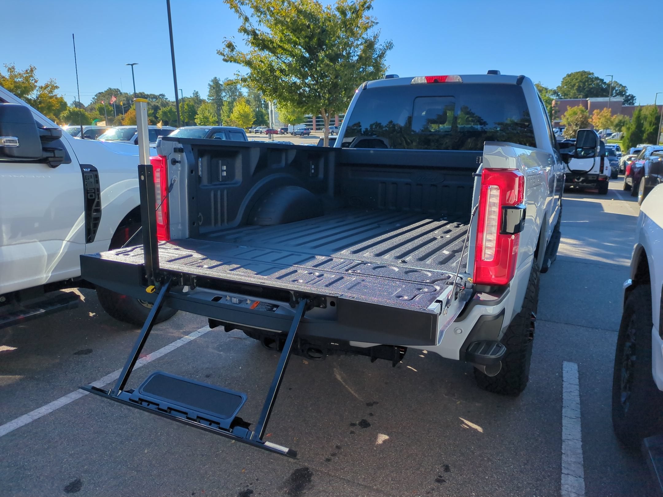 2027 Ford Super Duty F-250 SRW LARIAT