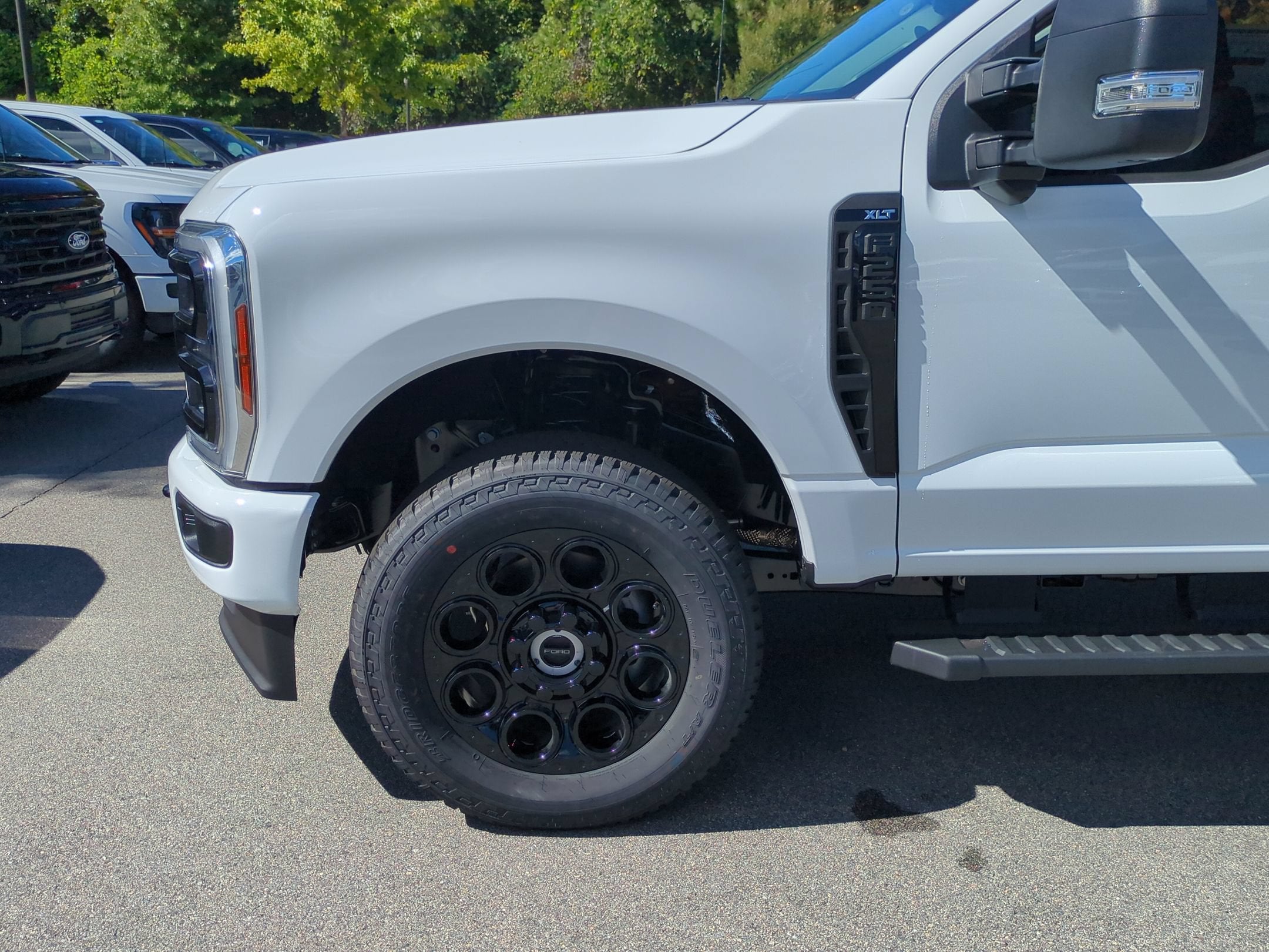 2027 Ford Super Duty F-250 SRW XLT