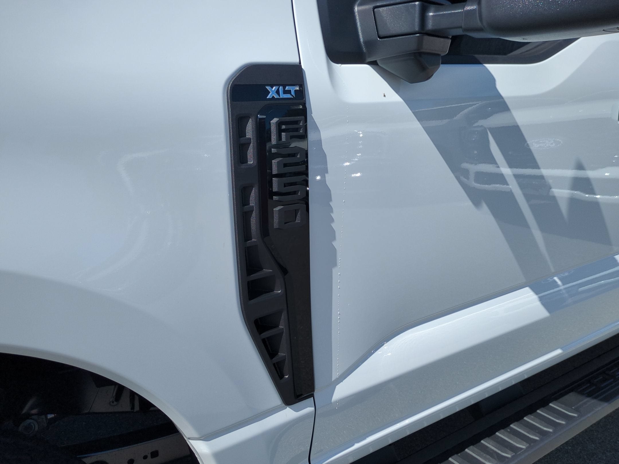 2027 Ford Super Duty F-250 SRW XLT