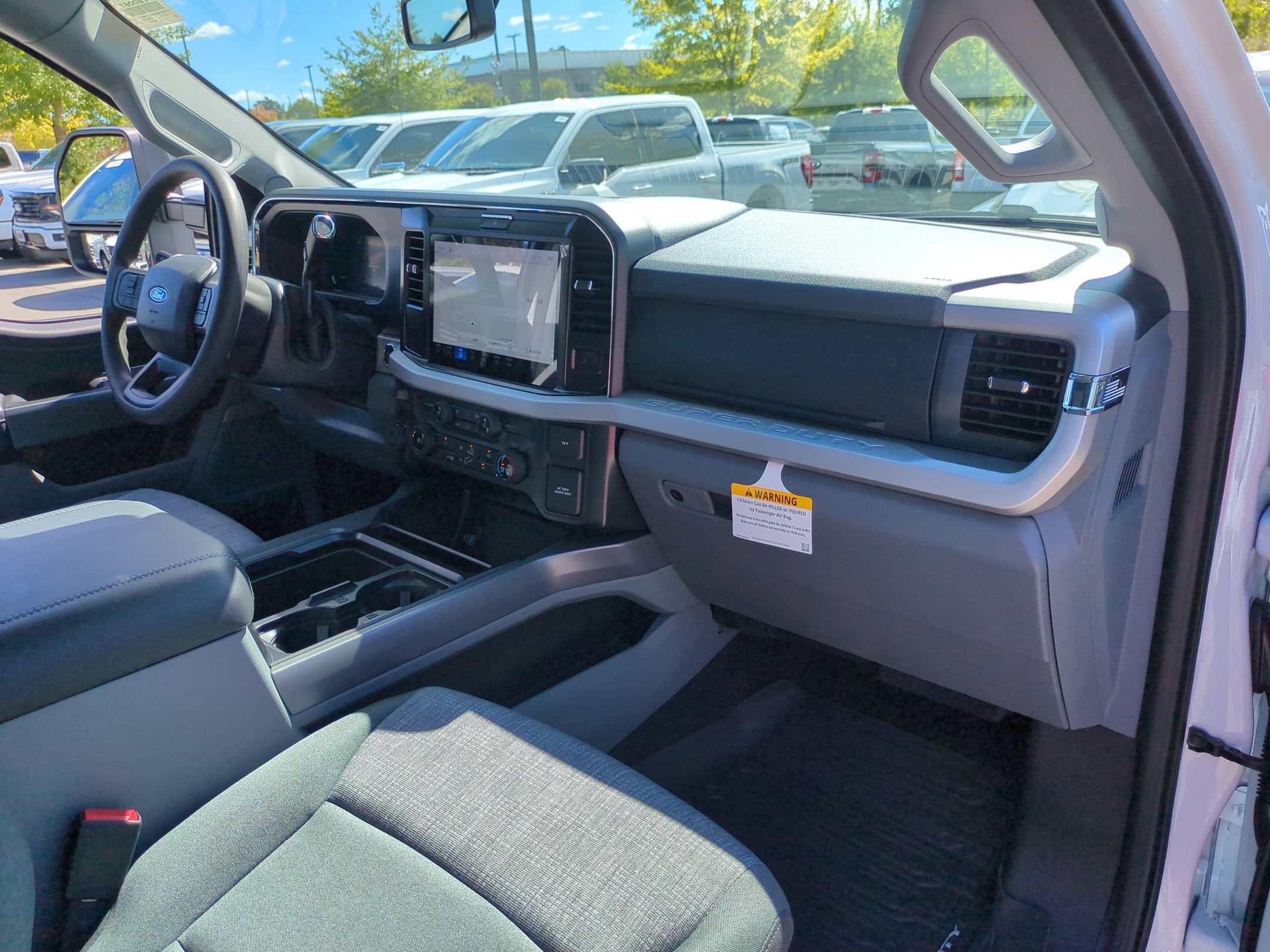 2027 Ford Super Duty F-250 SRW XLT