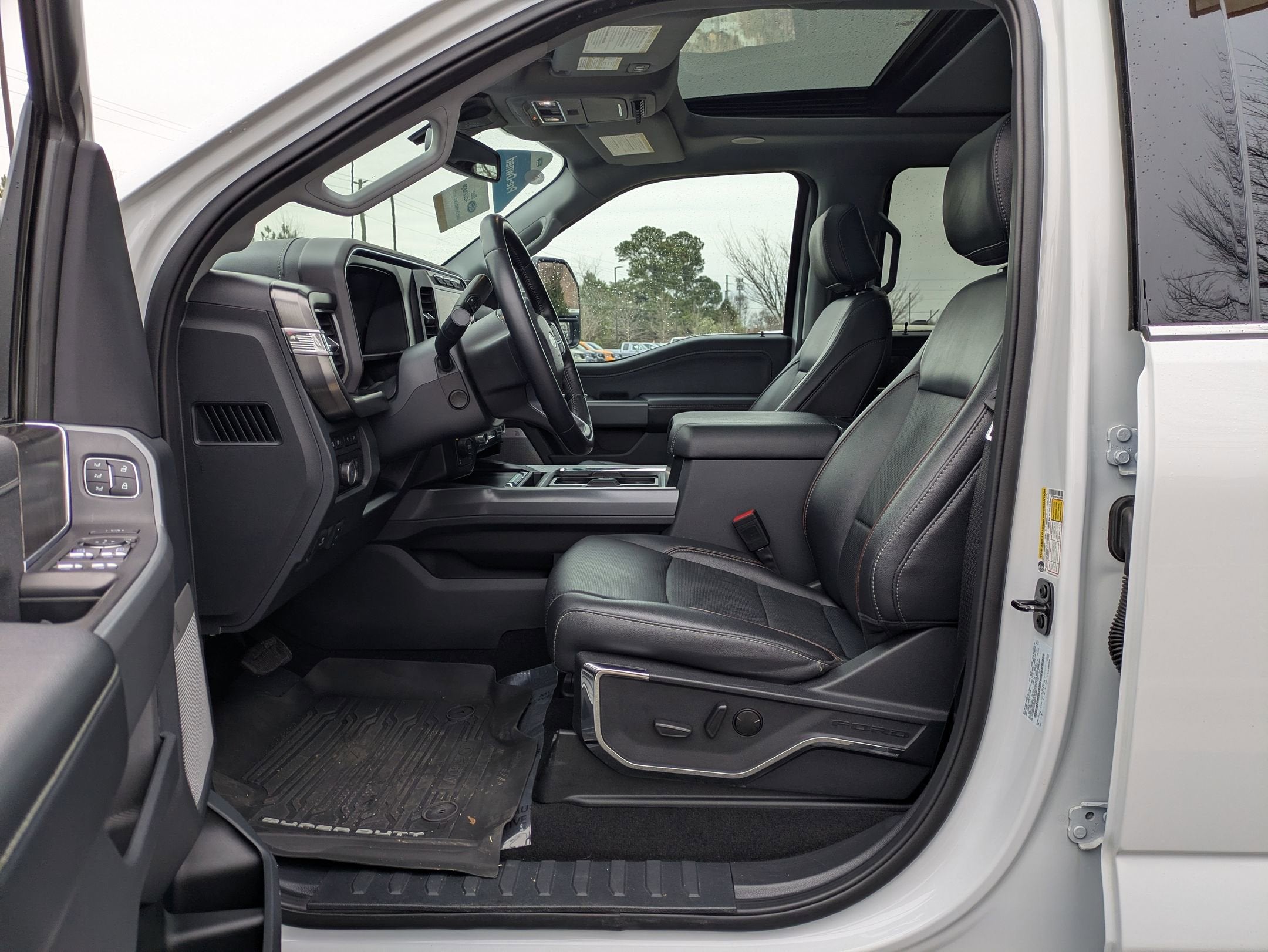 2024 Ford Super Duty F-250 SRW LARIAT