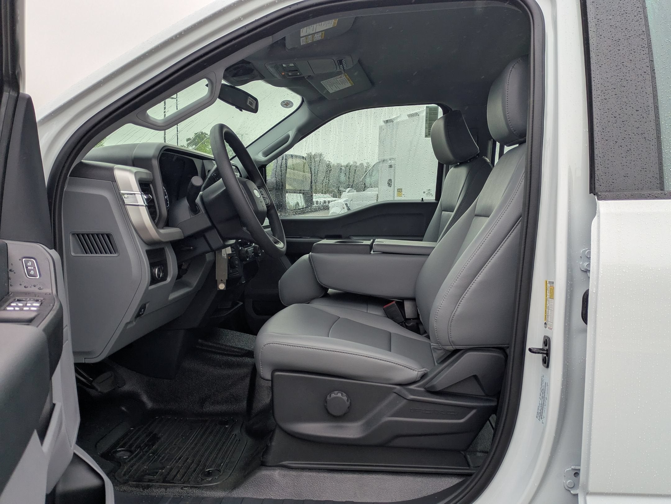 2026 Ford Super Duty F-350 SRW XL