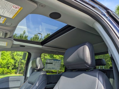 2025 Ford Super Duty F-350 SRW LARIAT