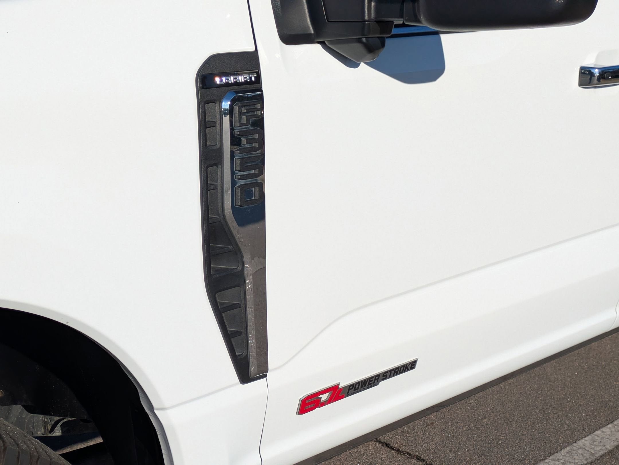 2024 Ford Super Duty F-350 SRW LARIAT