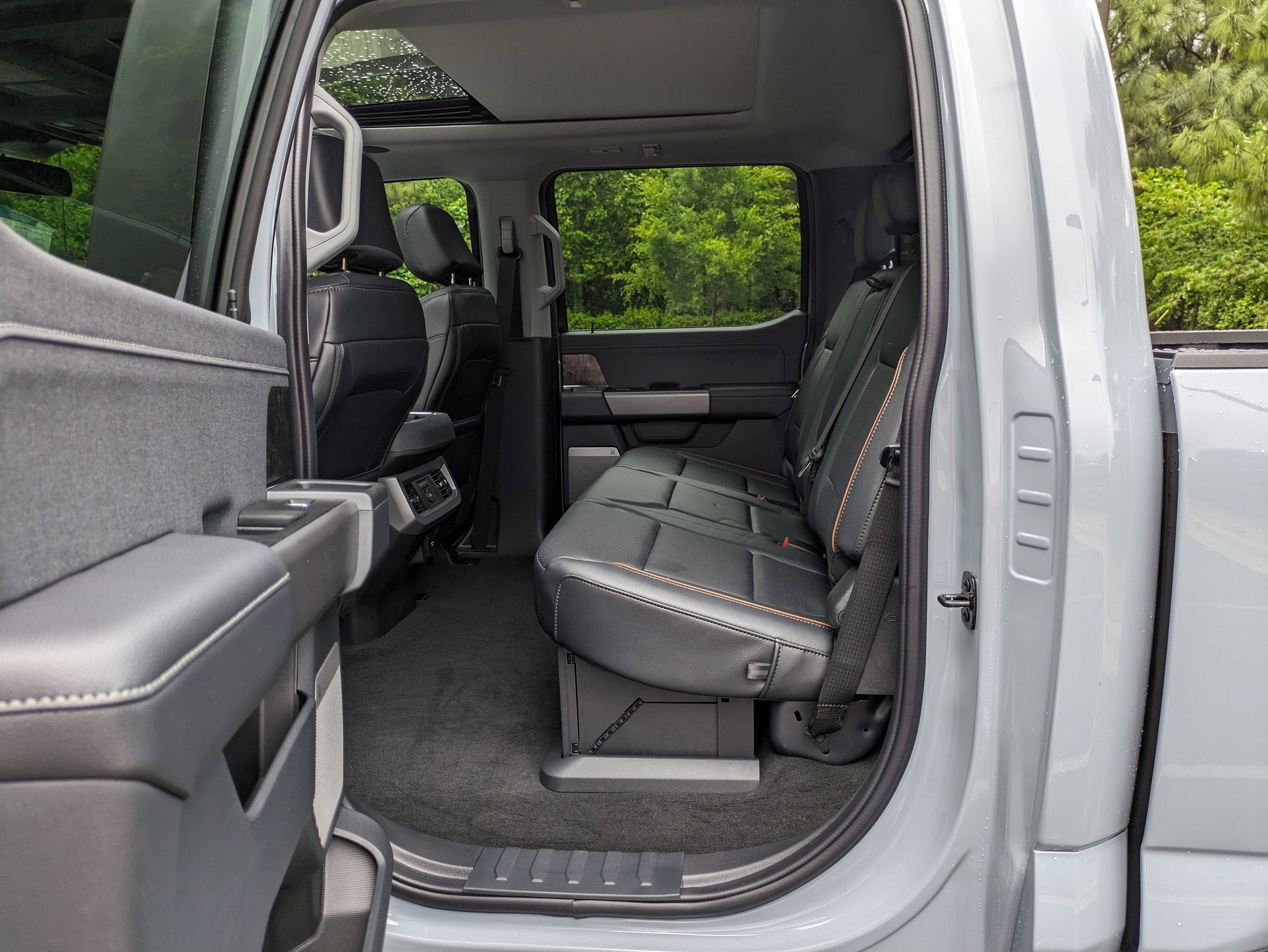 2025 Ford Super Duty F-350 SRW LARIAT