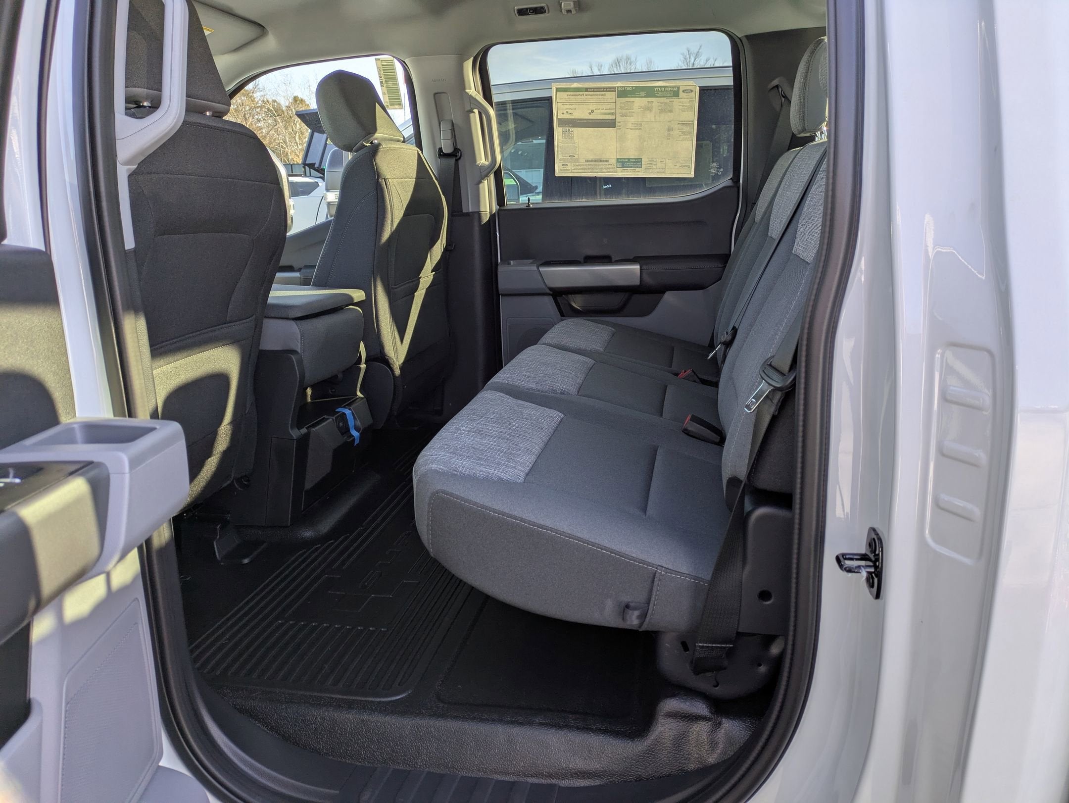 2026 Ford Super Duty F-350 SRW XLT