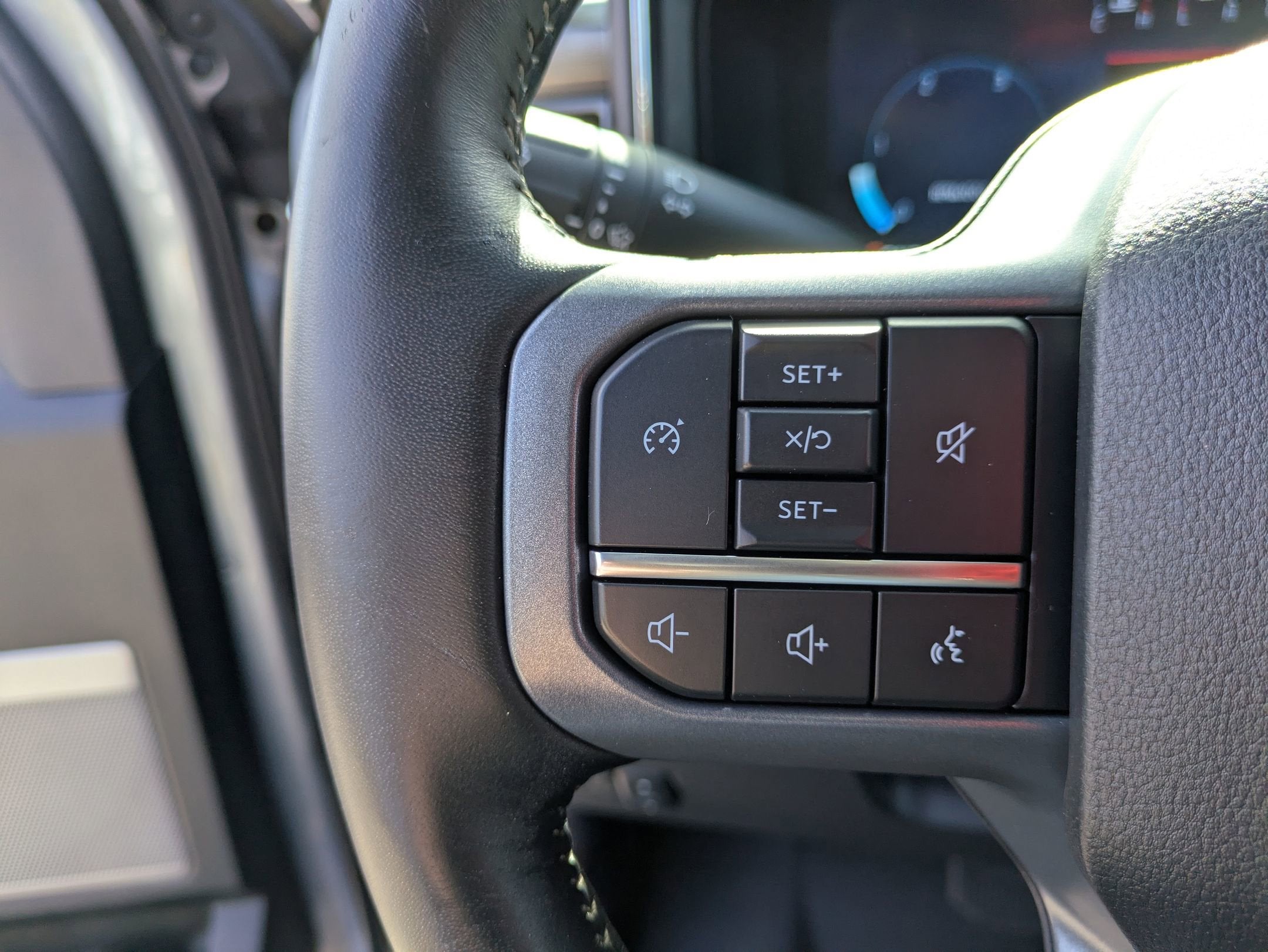 2024 Ford Super Duty F-350 SRW LARIAT