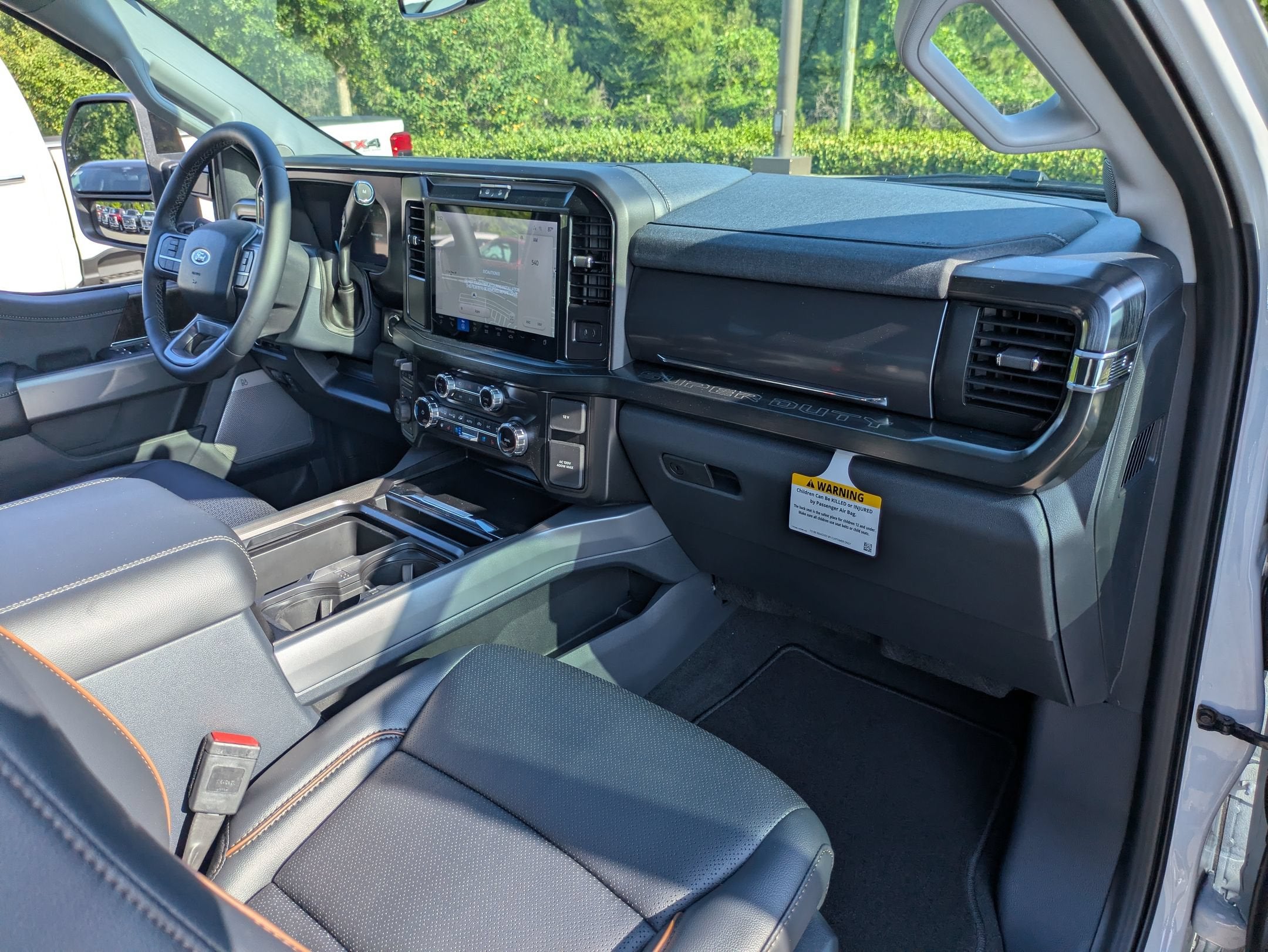 2026 Ford Super Duty F-350 SRW LARIAT