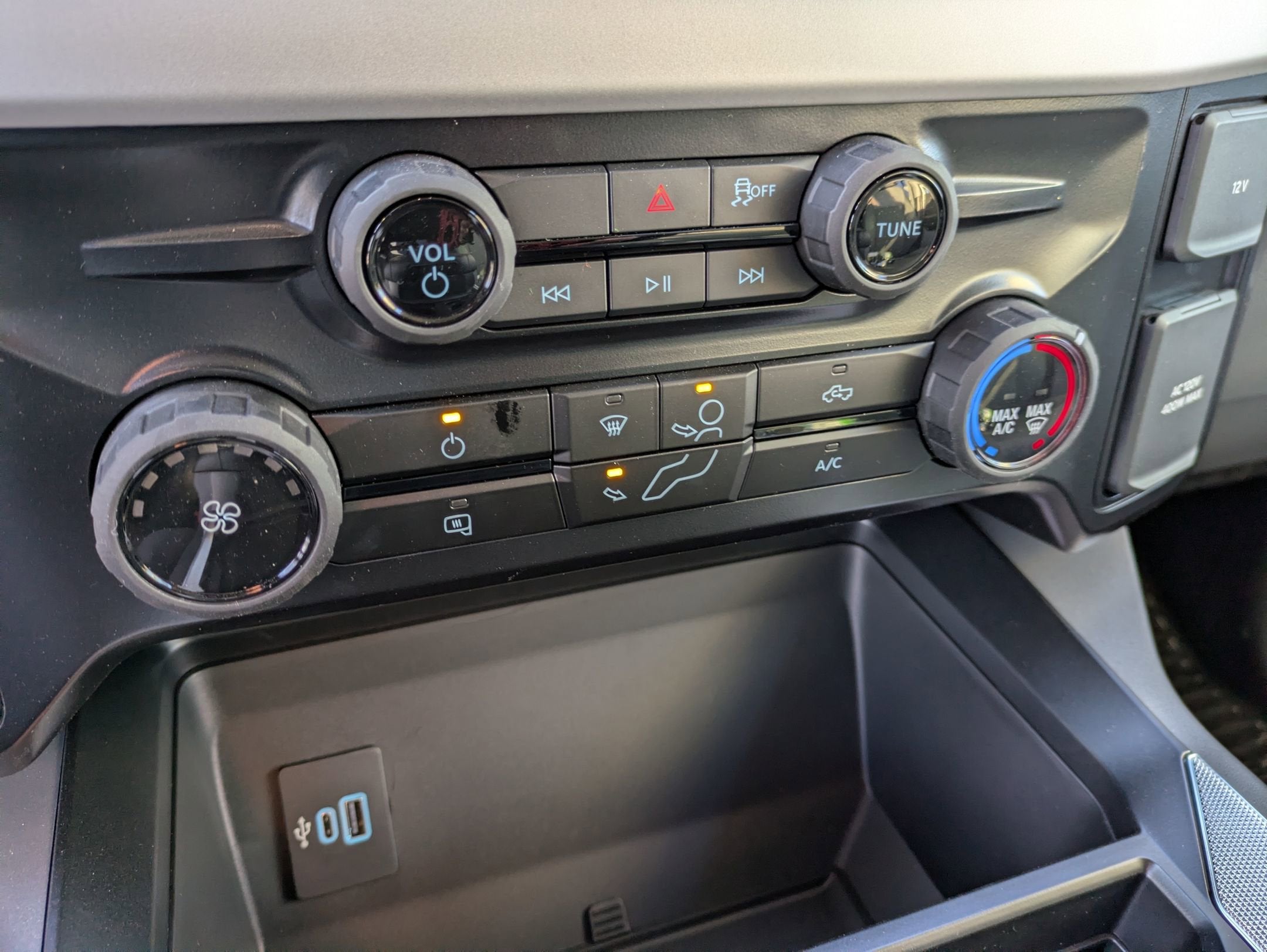 2025 Ford Super Duty F-350 SRW XLT