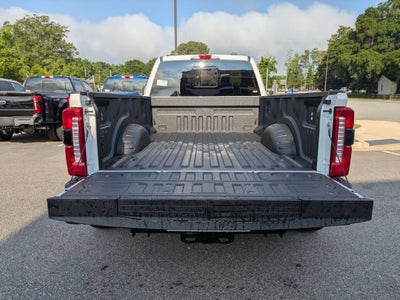 2026 Ford Super Duty F-350 DRW LARIAT