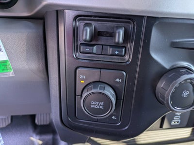 2027 Ford Super Duty F-350 DRW XL