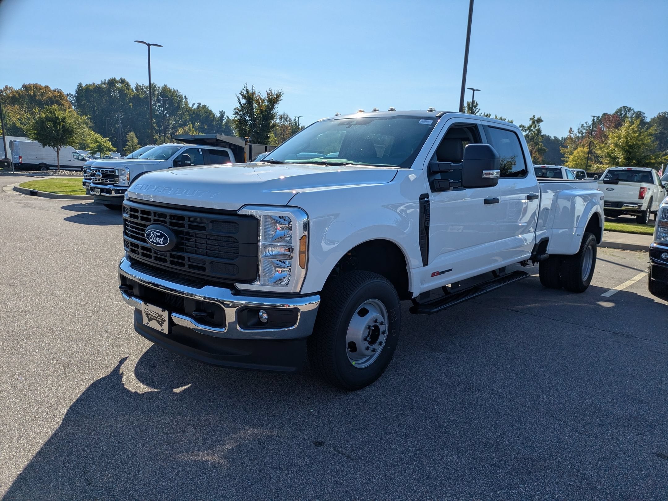2027 Ford Super Duty F-350 DRW XL