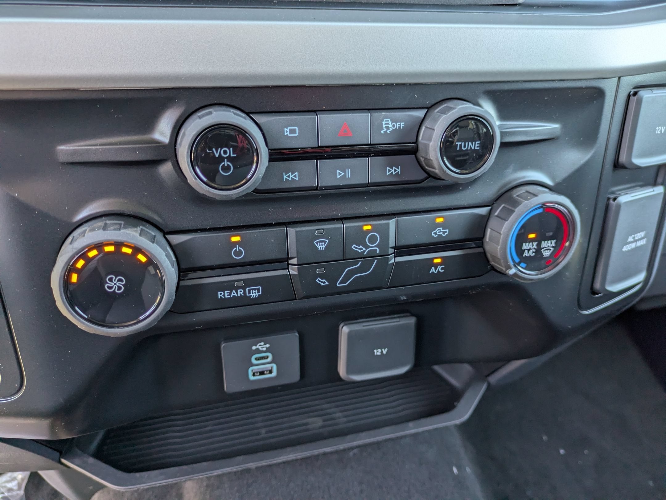 2026 Ford Super Duty F-350 DRW XLT