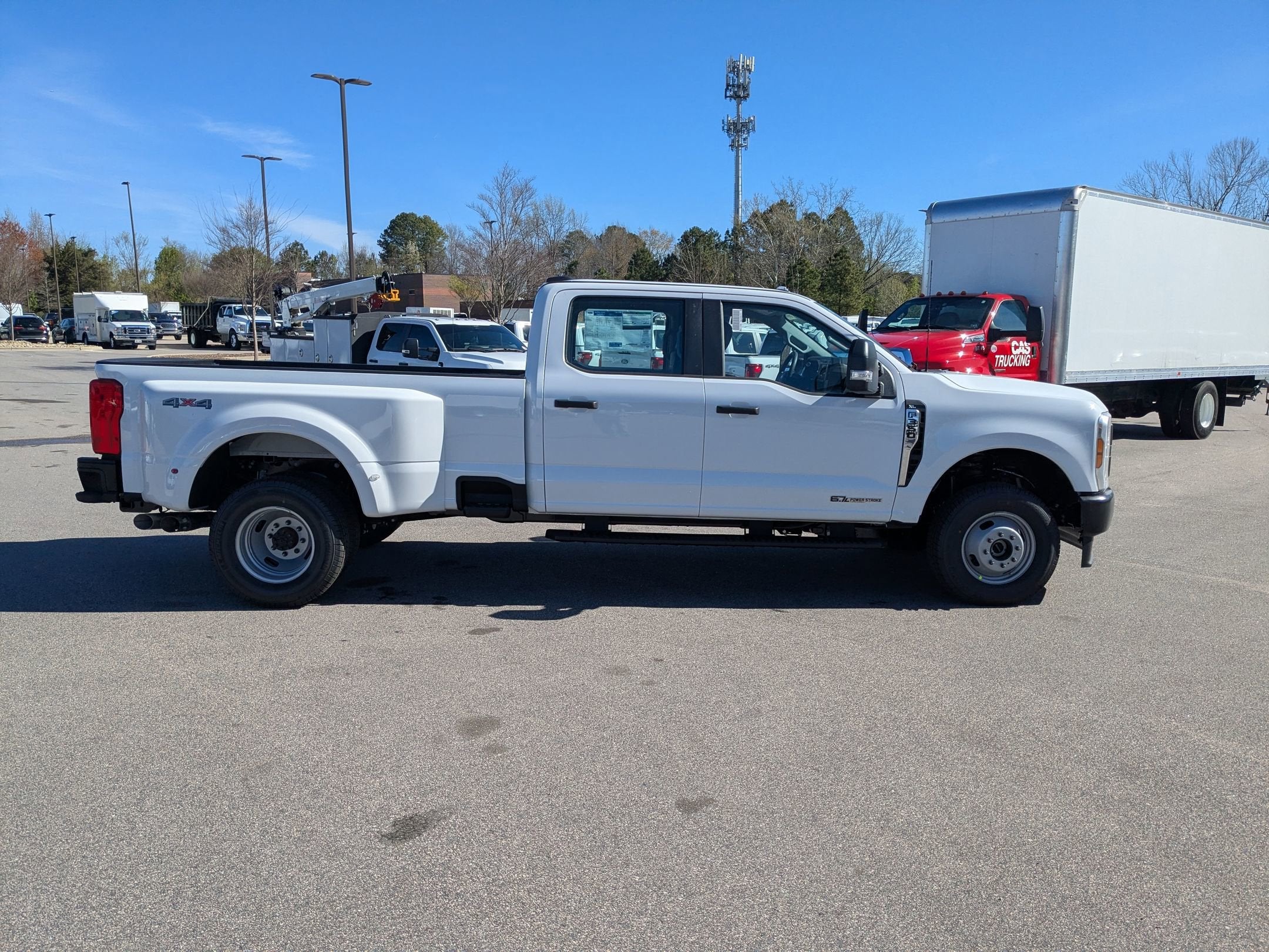 2026 Ford Super Duty F-350 DRW XL
