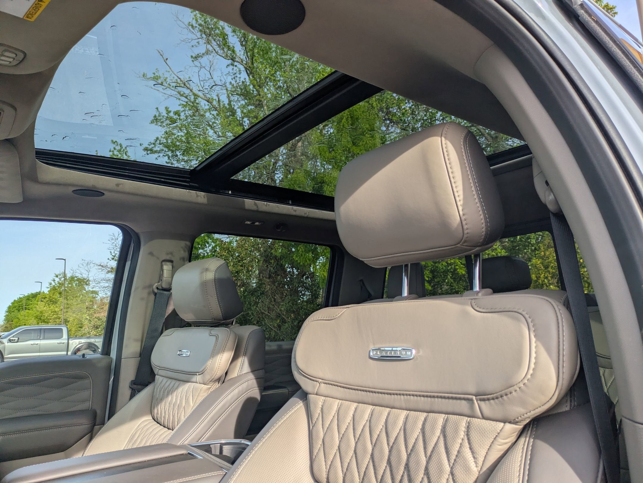 2025 Ford Super Duty F-450 DRW Platinum