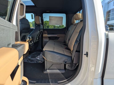 2026 Ford Super Duty F-450 DRW LARIAT