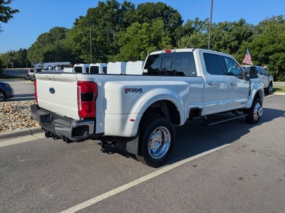 2026 Ford Super Duty F-450 DRW LARIAT