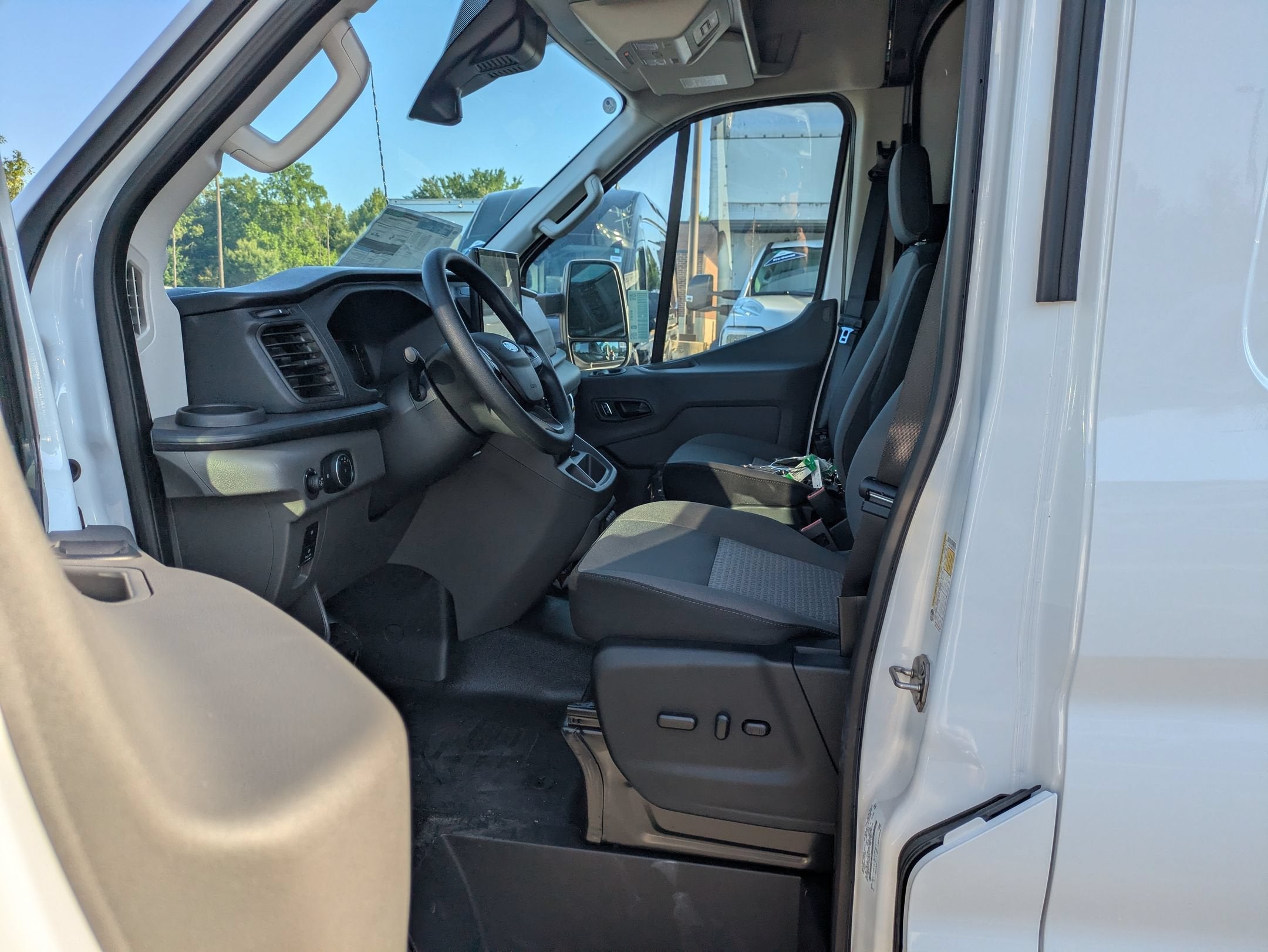 2026 Ford Transit Cargo Van Base