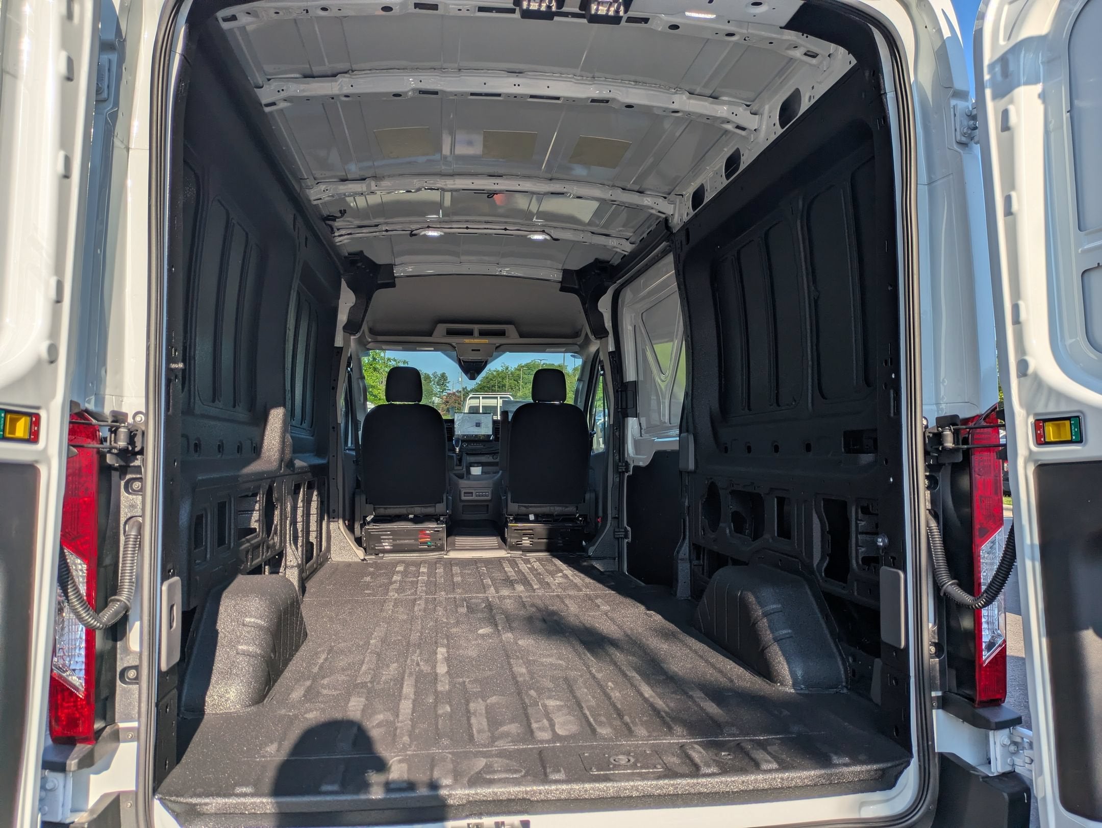 2026 Ford Transit Cargo Van Base