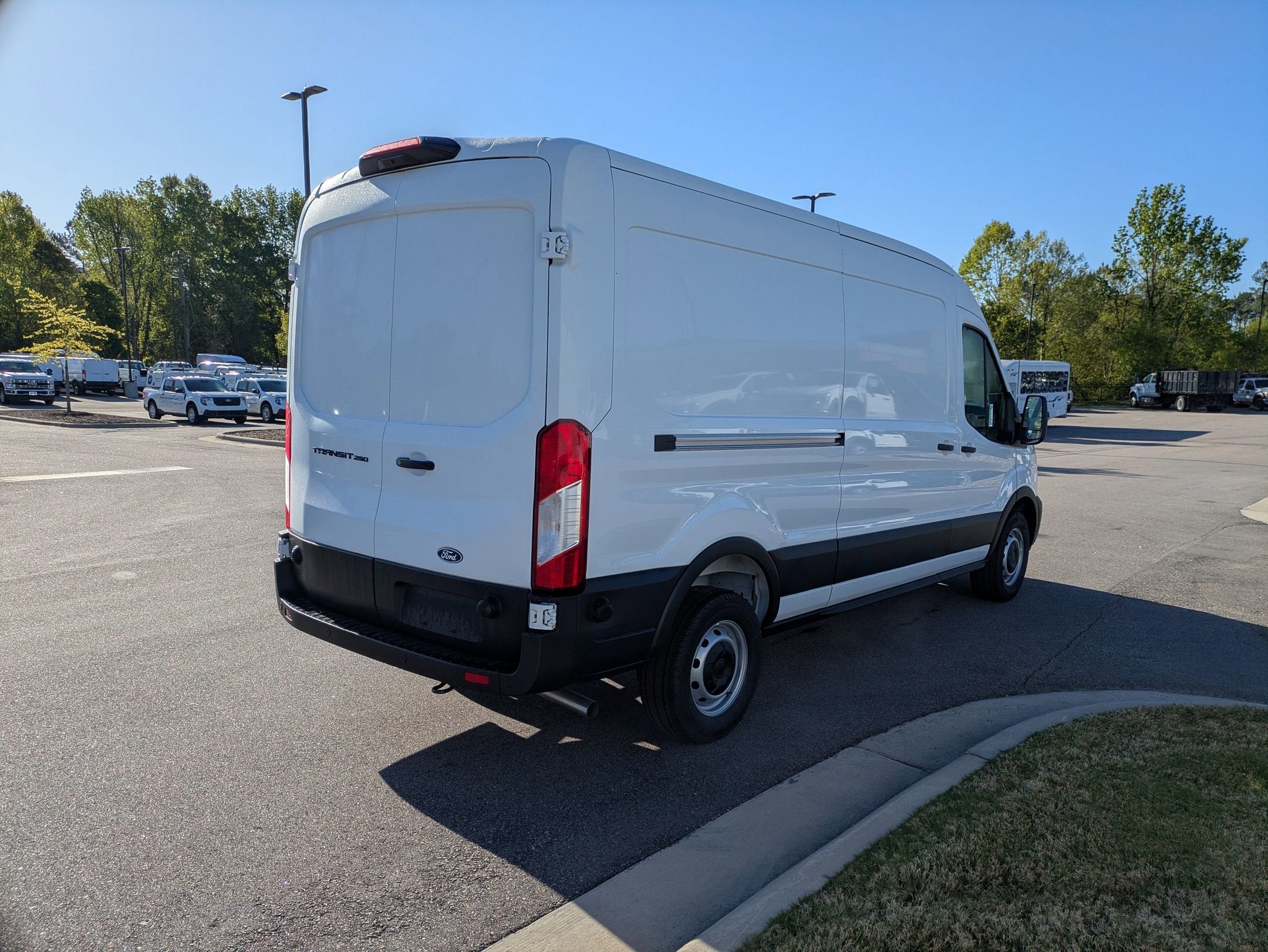 2026 Ford Transit Cargo Van Base