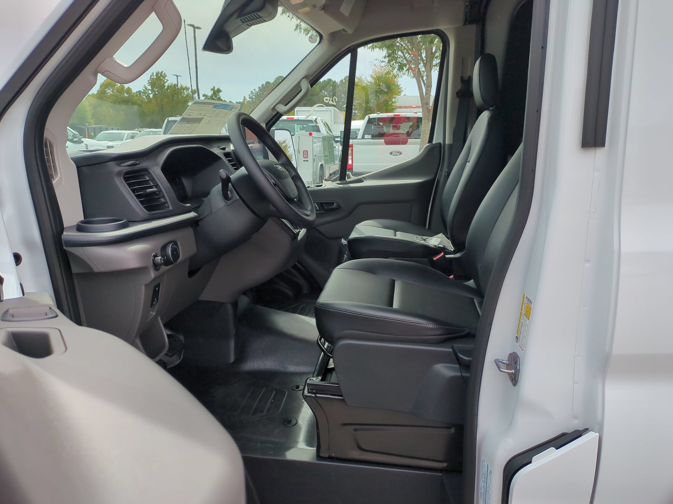 2027 Ford Transit Cargo Van Base